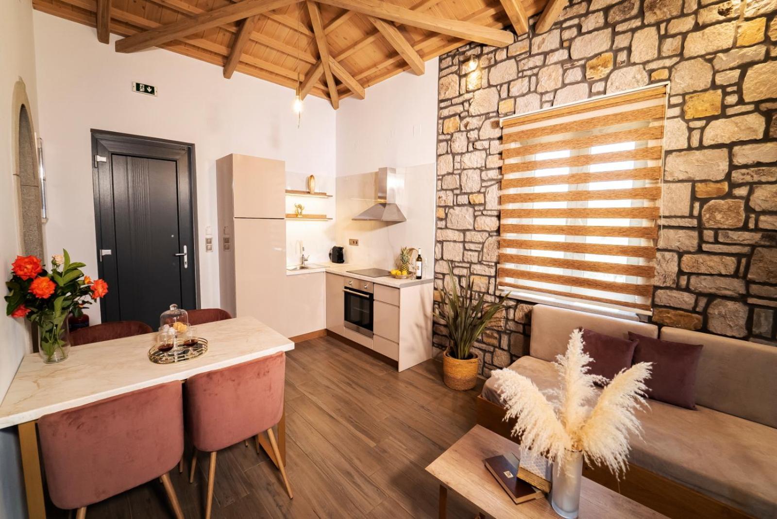 Agios Ioannis Kaspaka Lithoessa Luxury Apartments מראה חיצוני תמונה